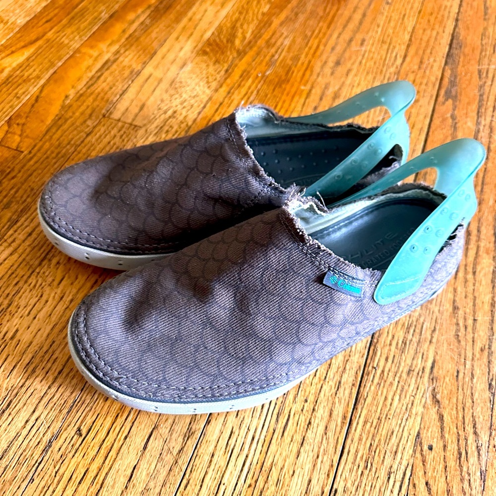 Like new Columbia Spinner amphibious mocs